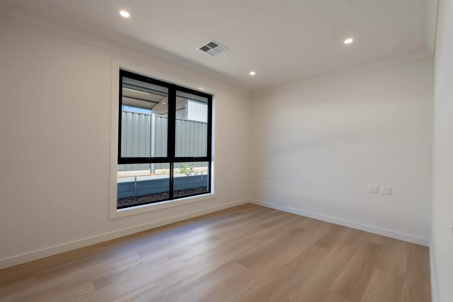 P 107 - Eime — Home image 15