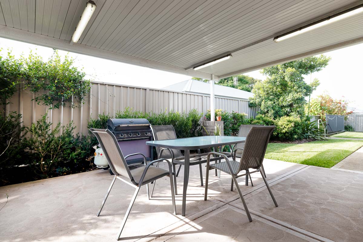 Enjoy living in a large home with close access to community shops and cafes — Home image 6