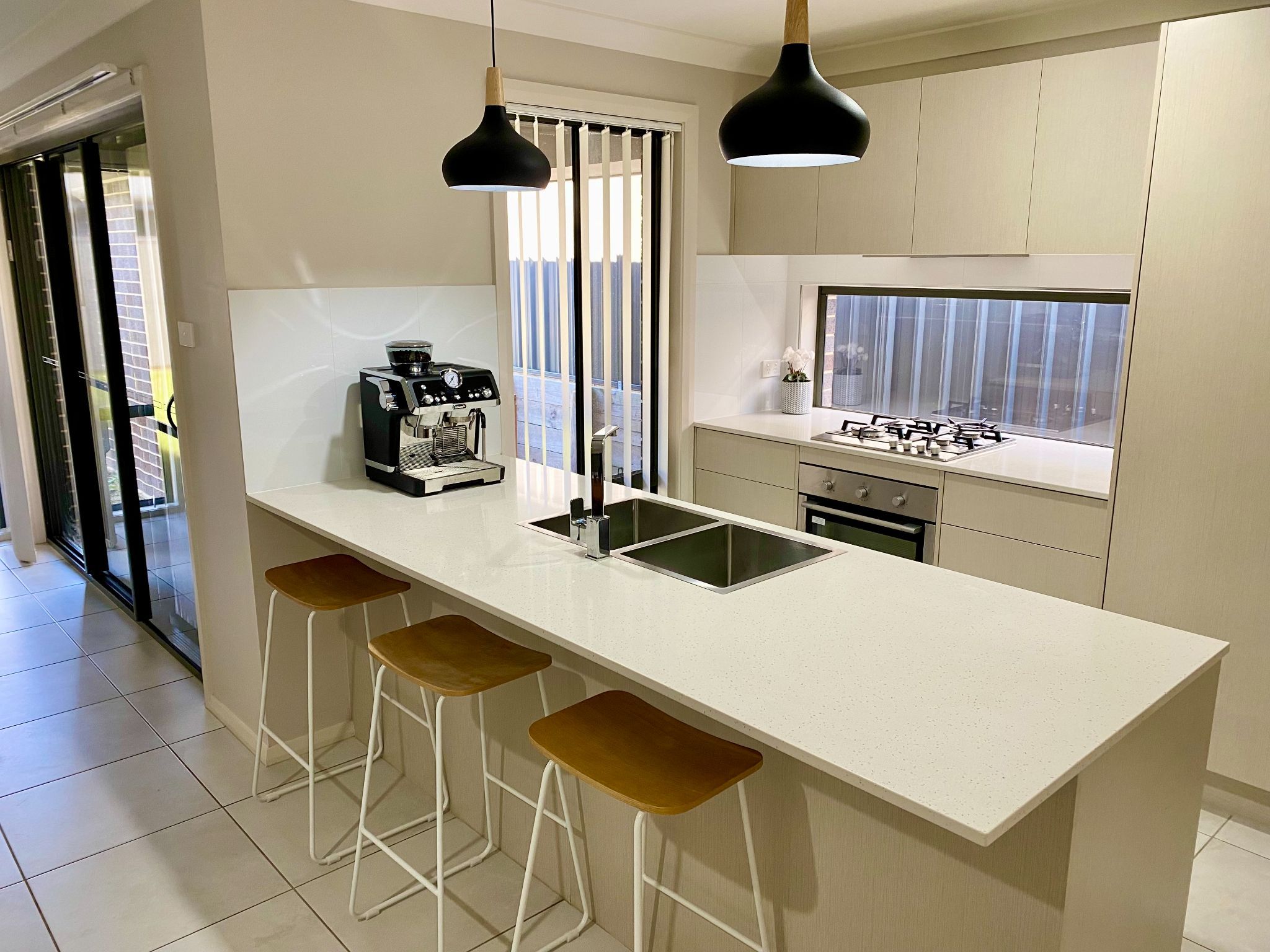 Lovely, Modern Home in Heddon Greta — Home image 3