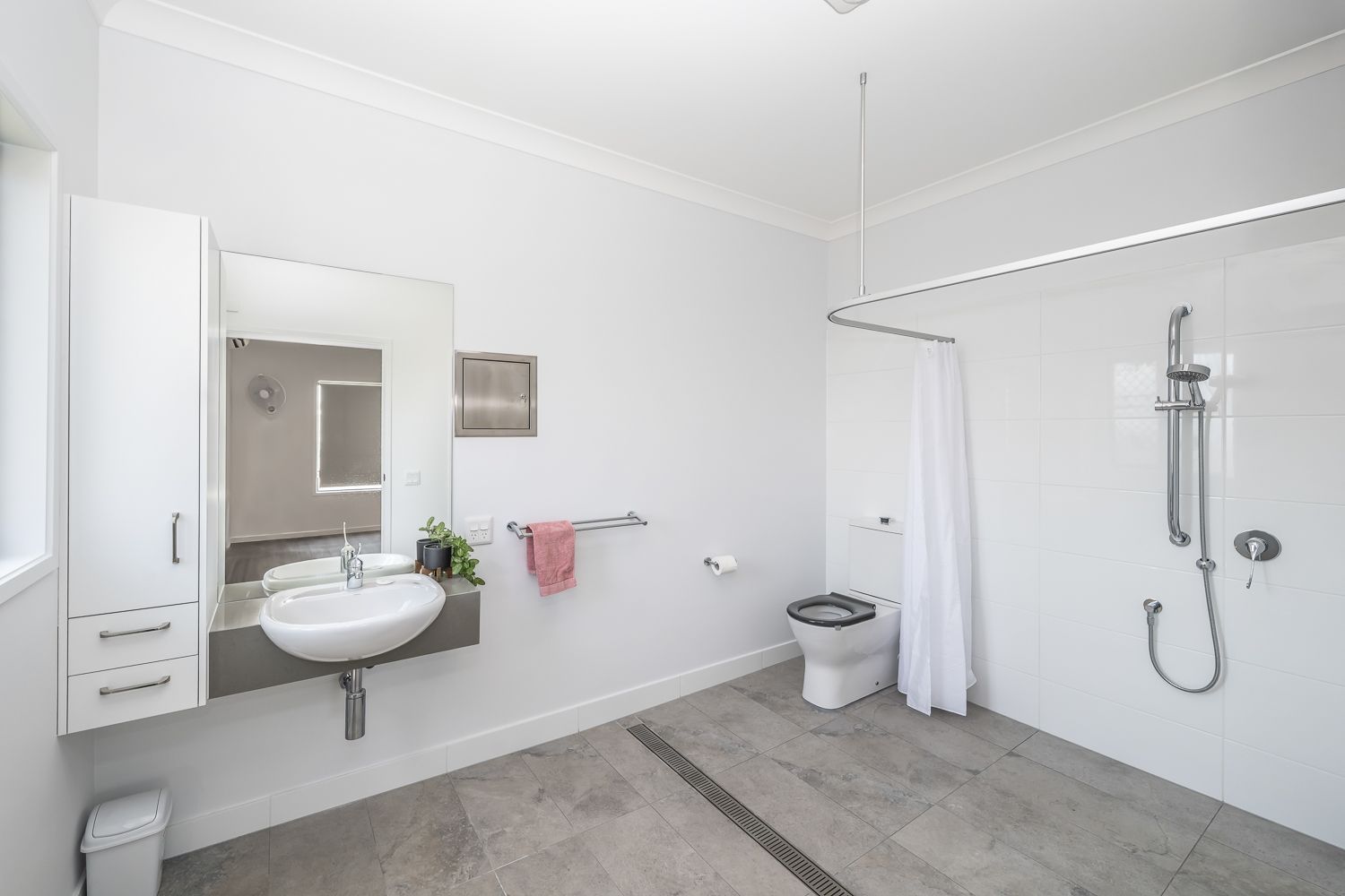 BRAND NEW HOME..... MAKE IT YOURS! — Home image 9