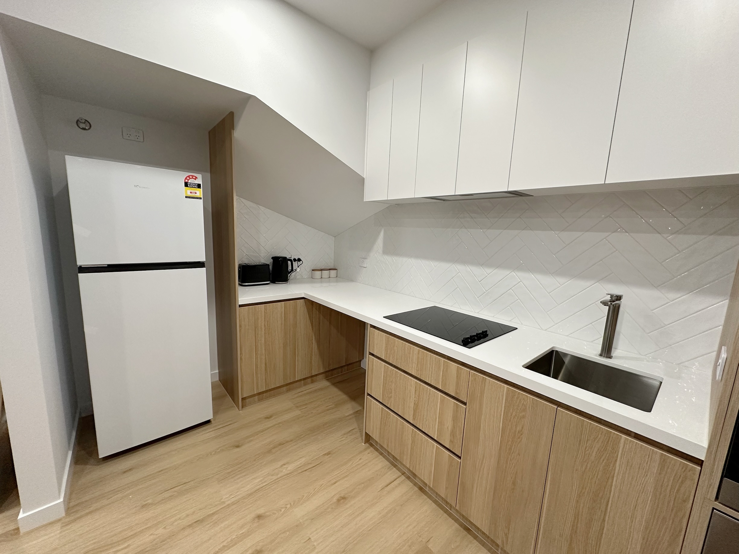 Brand New SIL - Redwood Unit 1 — Home image 7