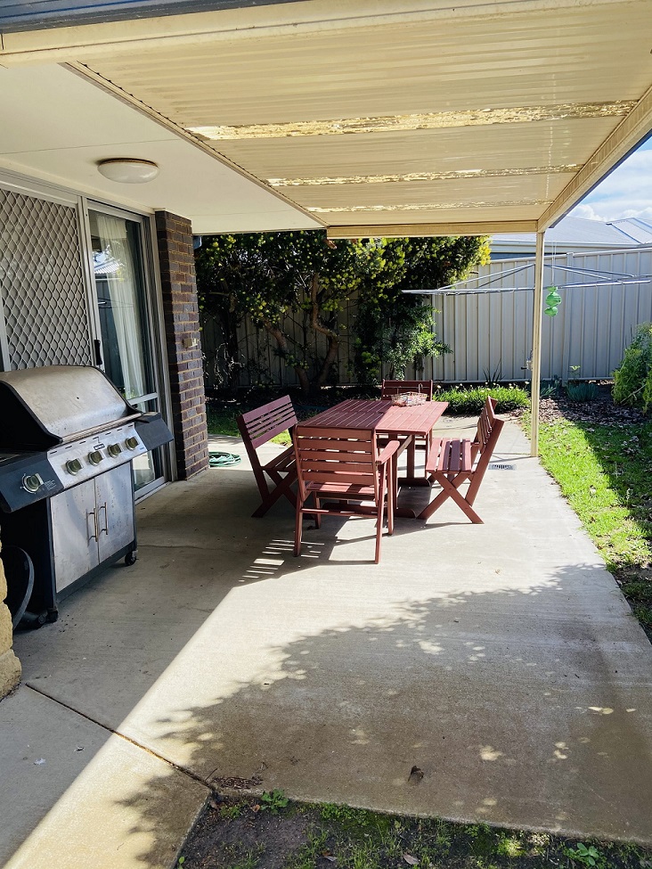 Fabulous home with a warm welcoming feeling in Sale — Home image 6