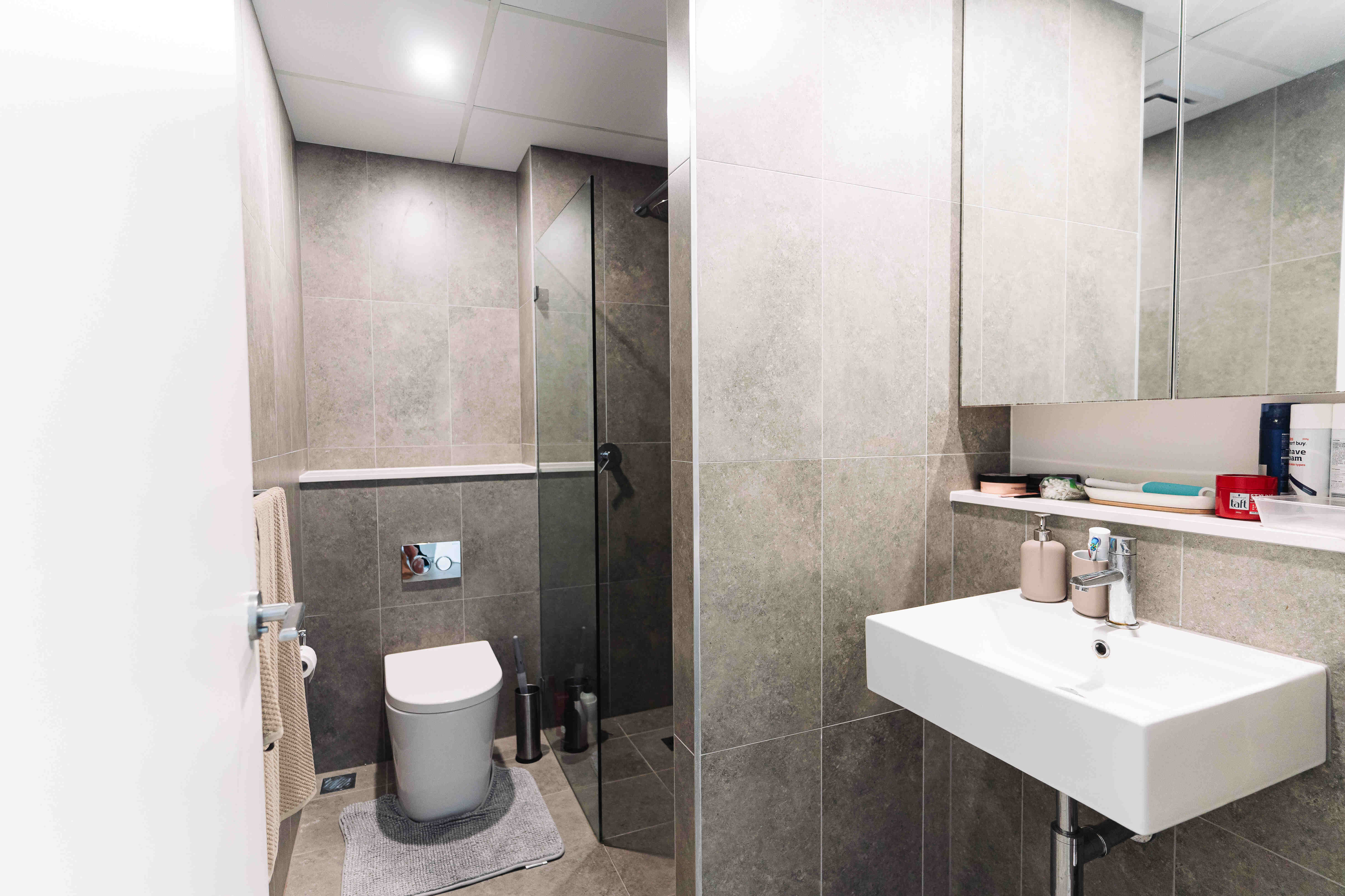 Luxury Redfern One Bedroom Apartment available — Home image 5