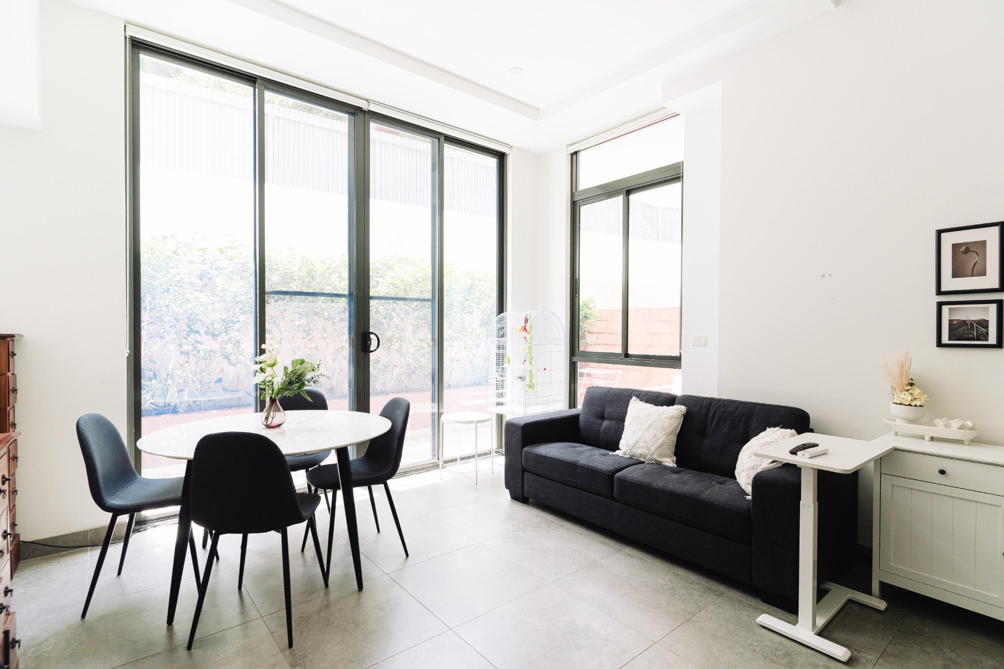 Luxury Redfern One Bedroom Apartment available — Home image 2