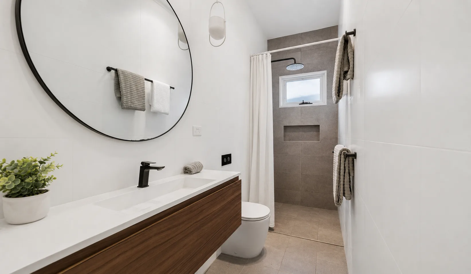 Contemporary Parkside Living in Croydon SIL Home — Home image 3