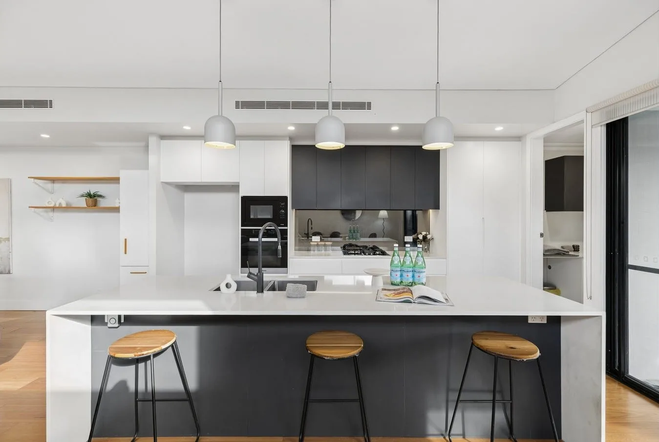 Contemporary Parkside Living in Croydon SIL Home — Home image 5