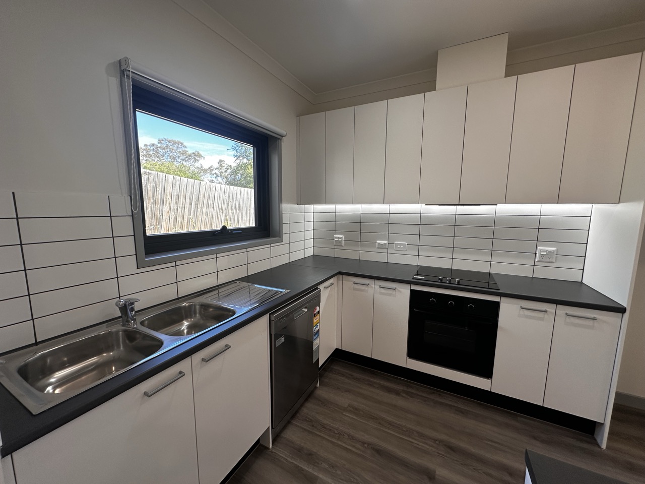 New 1 Resident Villa - SDA Robust — Home image 4