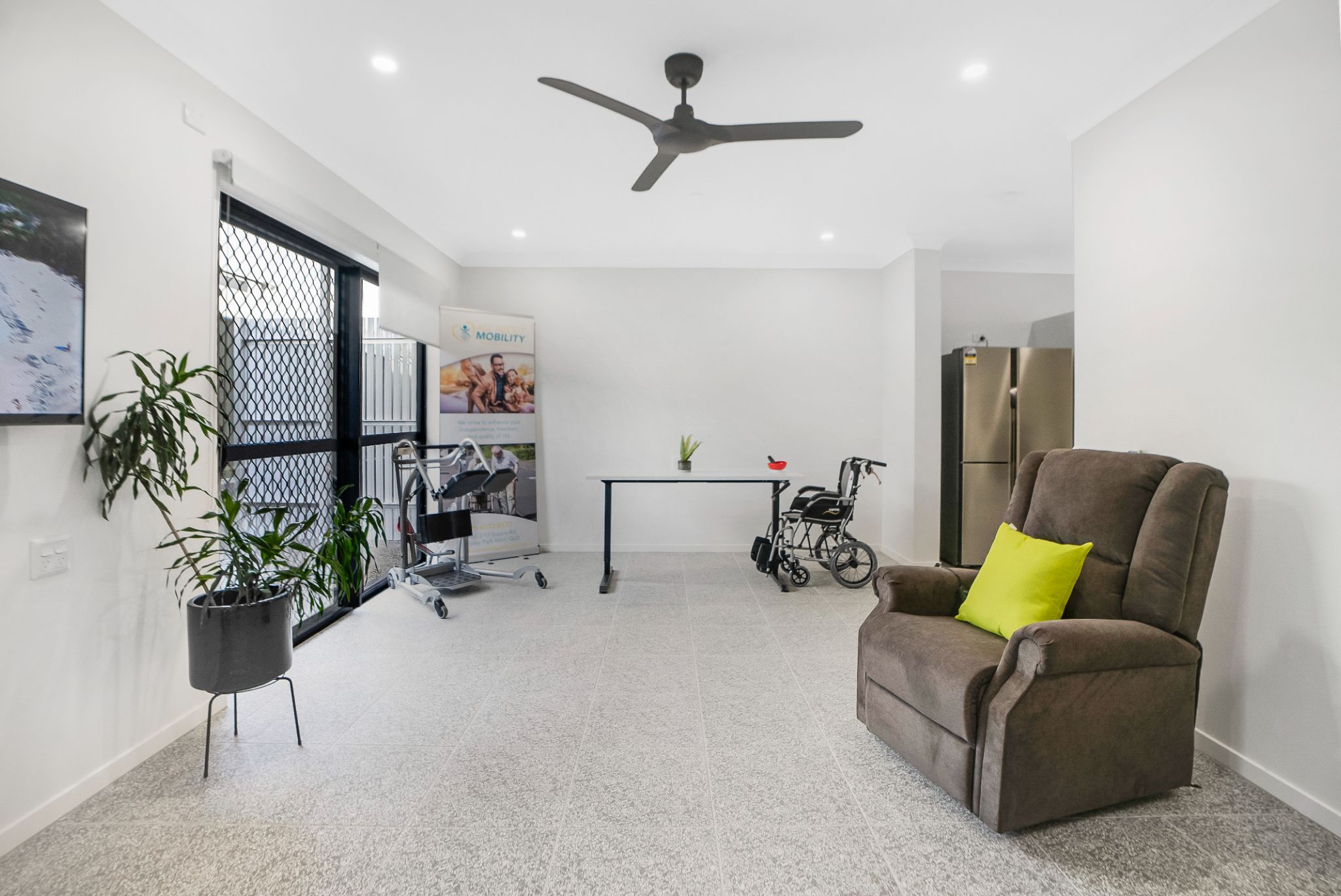 1-bed APARTMENT in Cairns -Concierge SDA support — Home image 2