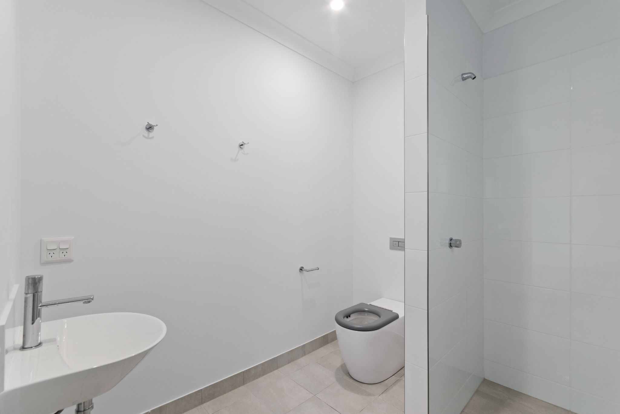 1 HPS + OOA Duplex Villa, in Gulliver QLD — Home image 6