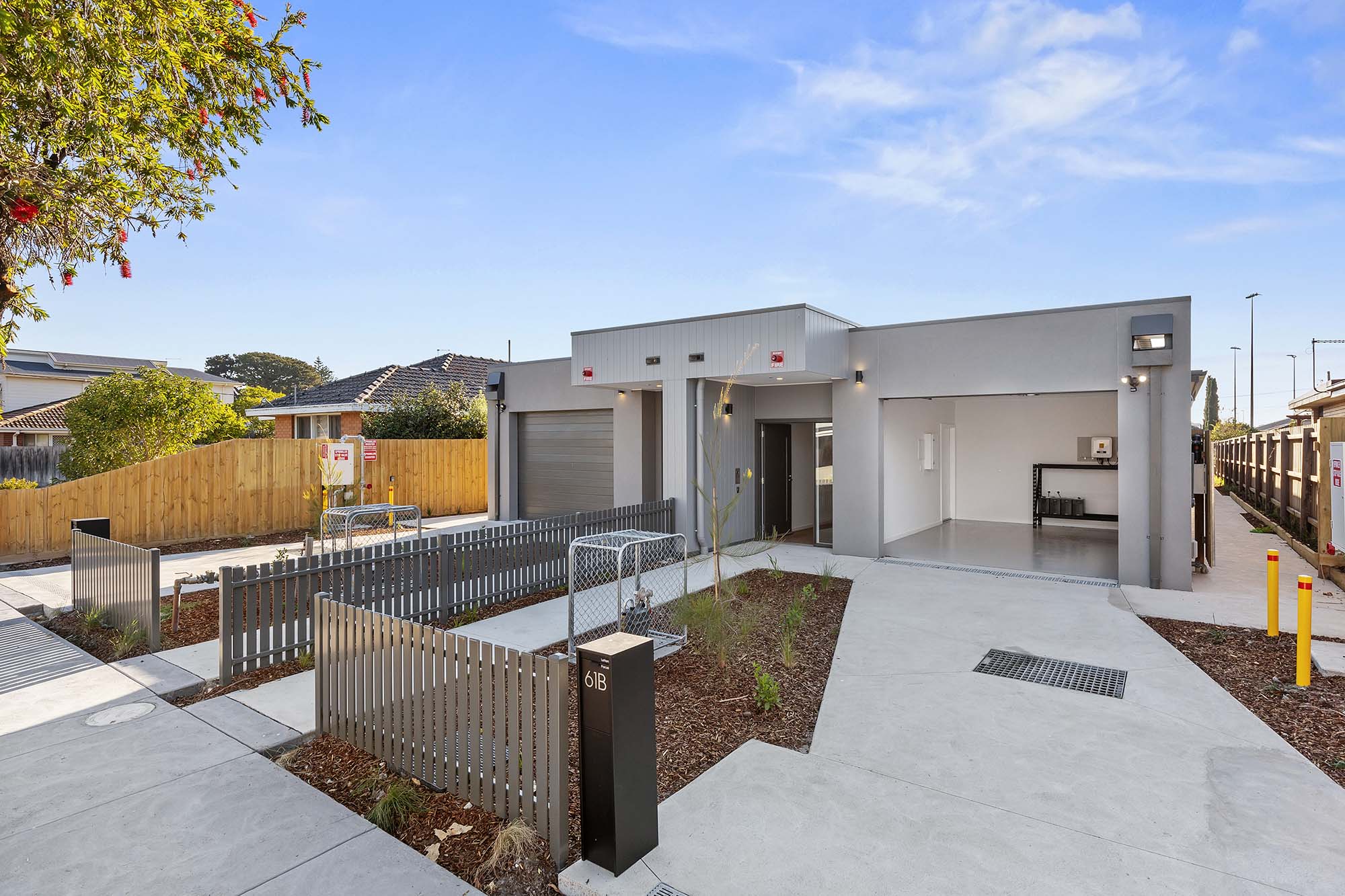 2 Bed High Physical Support House Just Moments From Chelsea Beach! — Home image 3