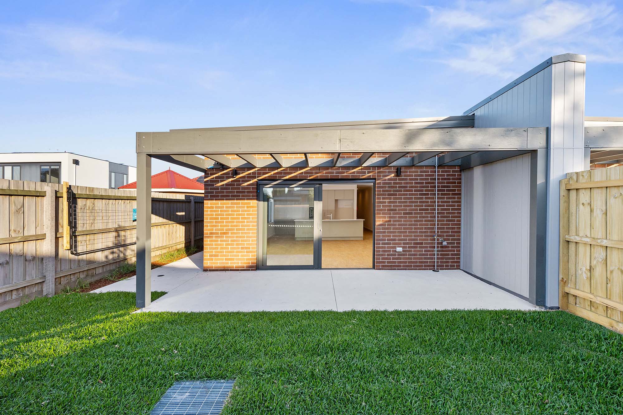 2 Bed High Physical Support House Just Moments From Chelsea Beach! — Home image 7