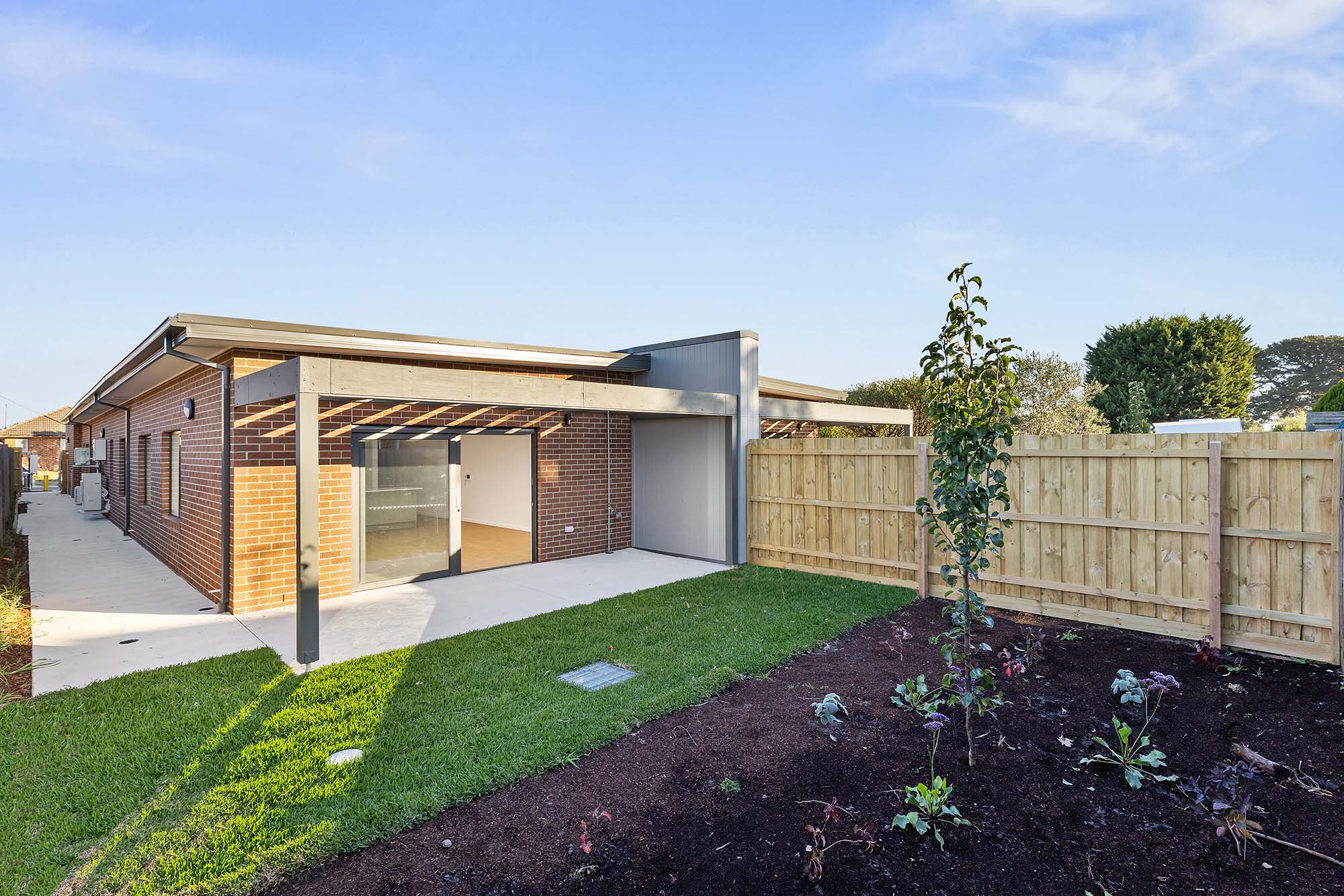2 Bed High Physical Support House Just Moments From Chelsea Beach! — Home image 12