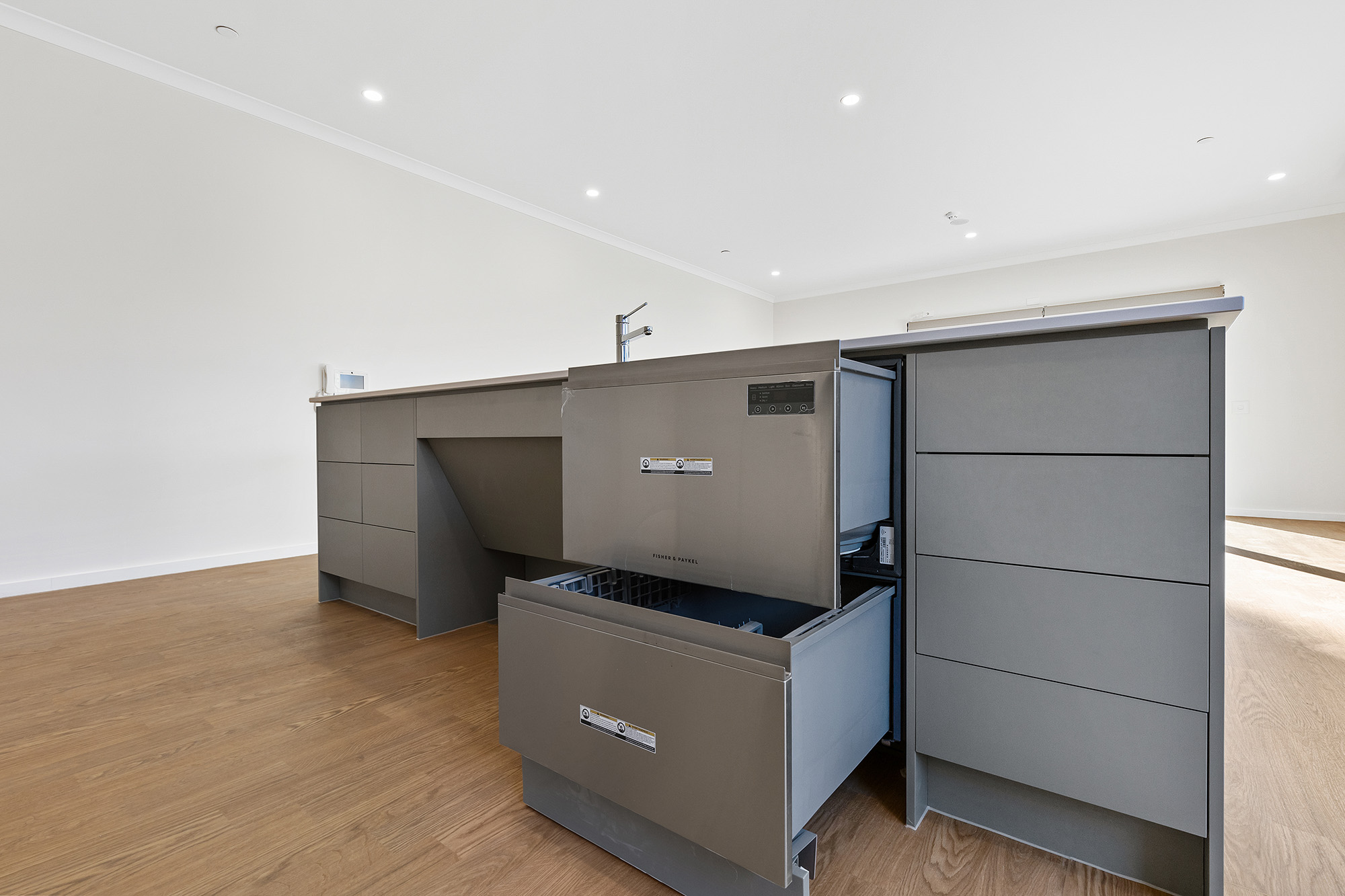2 Bed High Physical Support House Just Moments From Chelsea Beach! — Home image 17