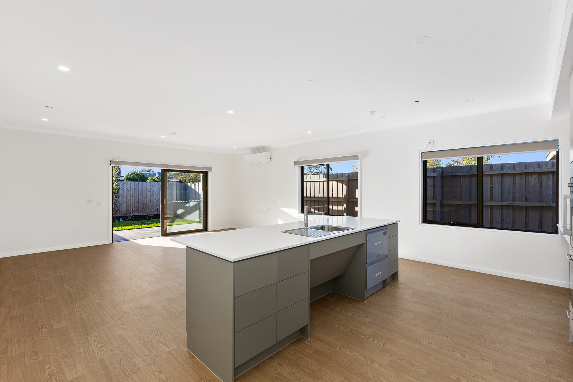 2 Bed High Physical Support House Just Moments From Chelsea Beach! — Home image 18