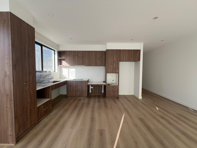 BRAND NEW HPS - GLENROY — Home image 6
