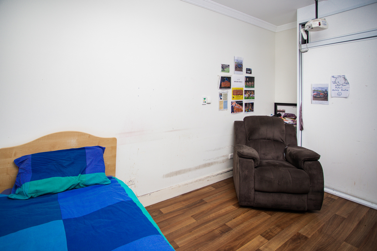 Lovely purpose-built property set in a leafy, residential area in North Ryde — Home image 3