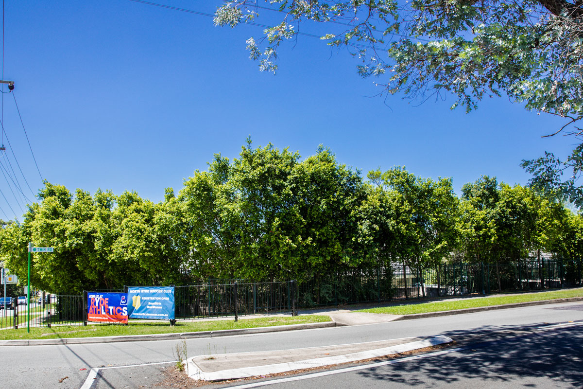 Lovely purpose-built property set in a leafy, residential area in North Ryde — Home image 11