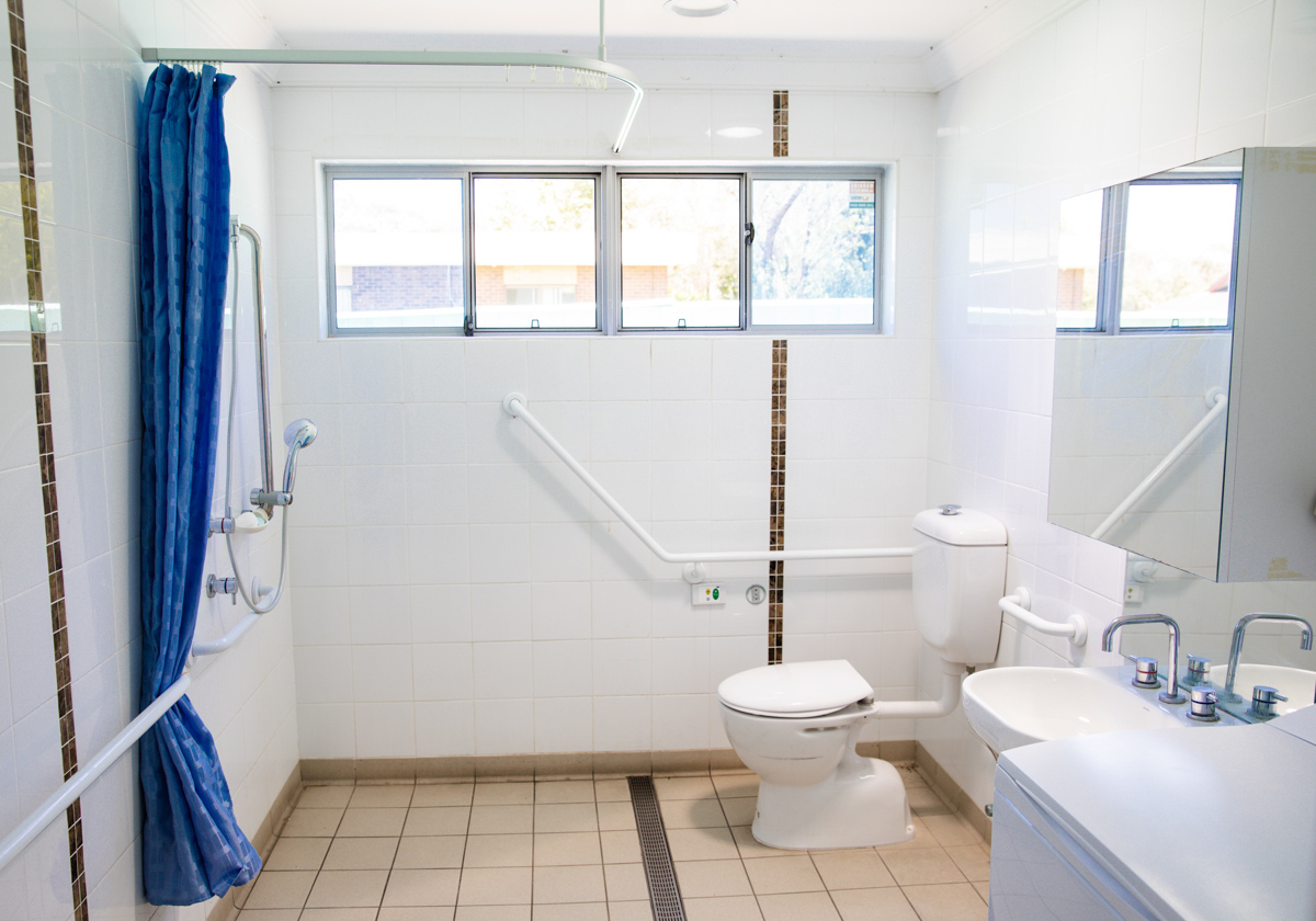 Lovely purpose-built property set in a leafy, residential area in North Ryde — Home image 64