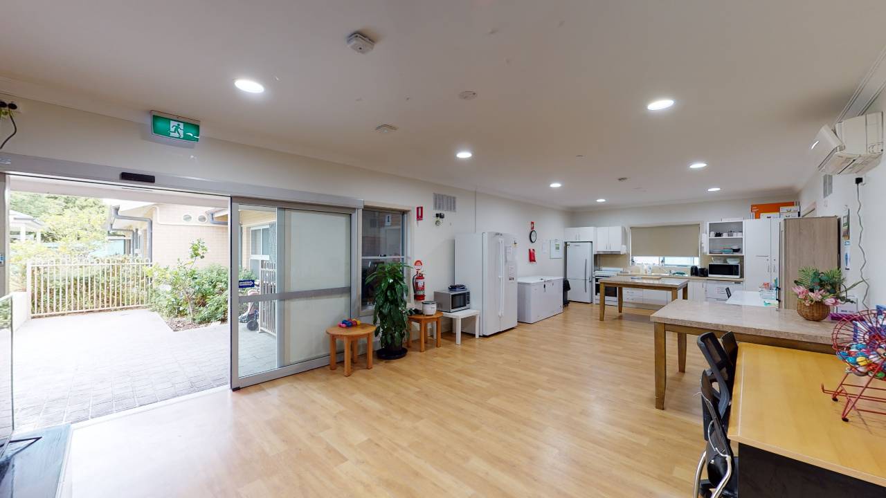 Lovely purpose-built property set in a leafy, residential area in North Ryde — Home image 74