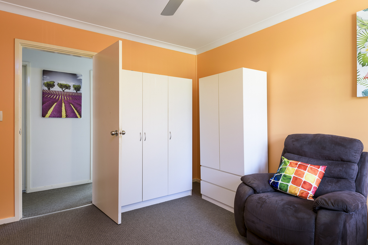 Cozy, light-filled house in Windale, Lake Macquarie — Home image 8
