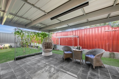 Modern, spacious villa, close to amenities in the historic town of Goulburn — Home image 4