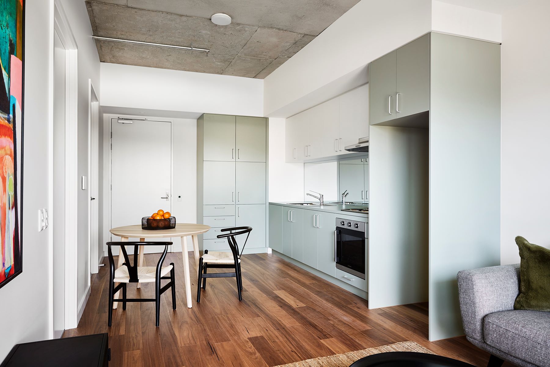 Stunning city views and A1 location — Home image 2