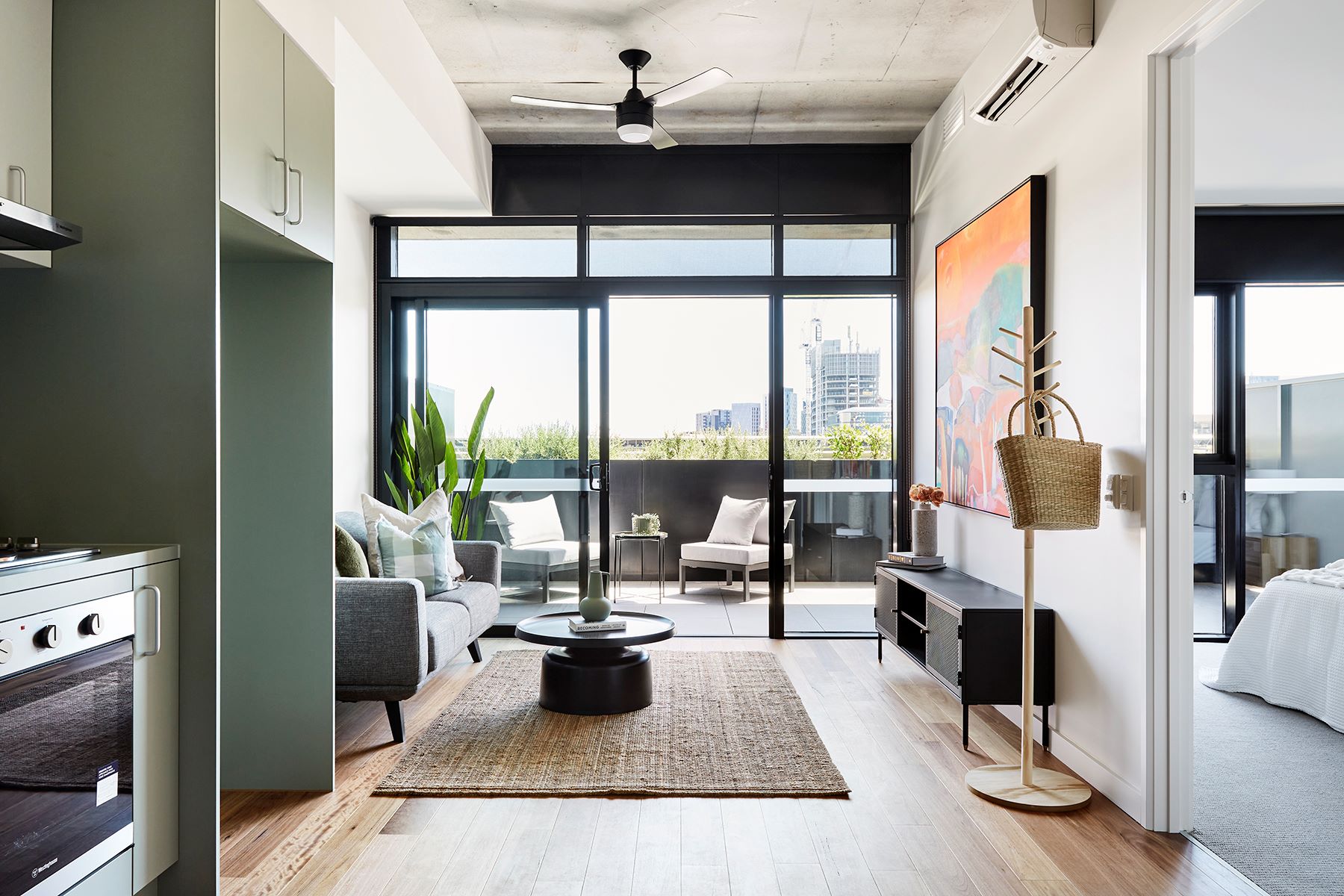Stunning city views and A1 location — Home image 7
