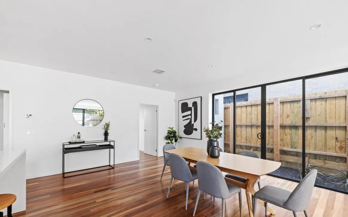 Modern and Comfortable SIL Living in Essendon — Home image 6