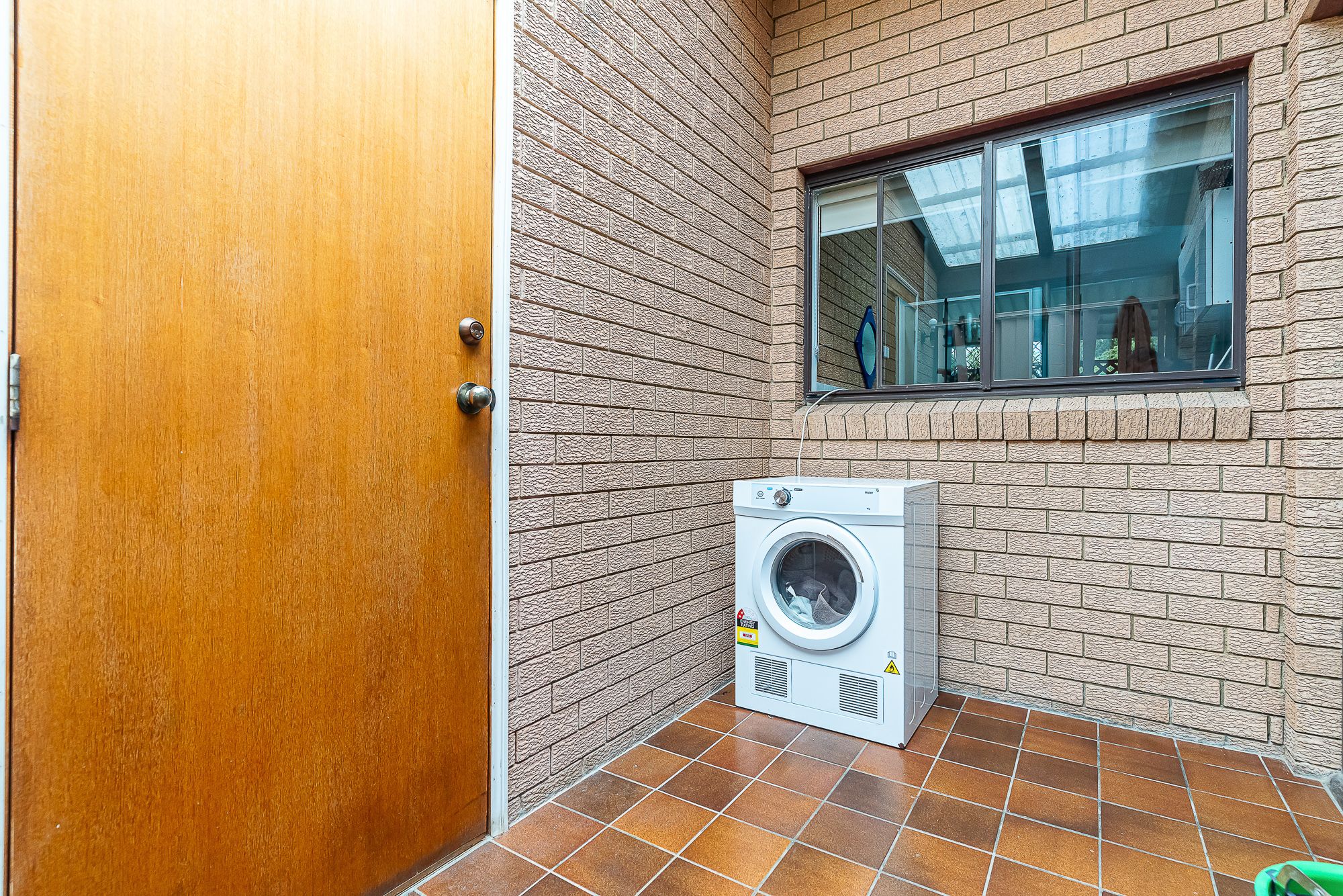Delightful Two (2) Bedder Duplex, Hayes Street, Caboolture QLD — Home image 5