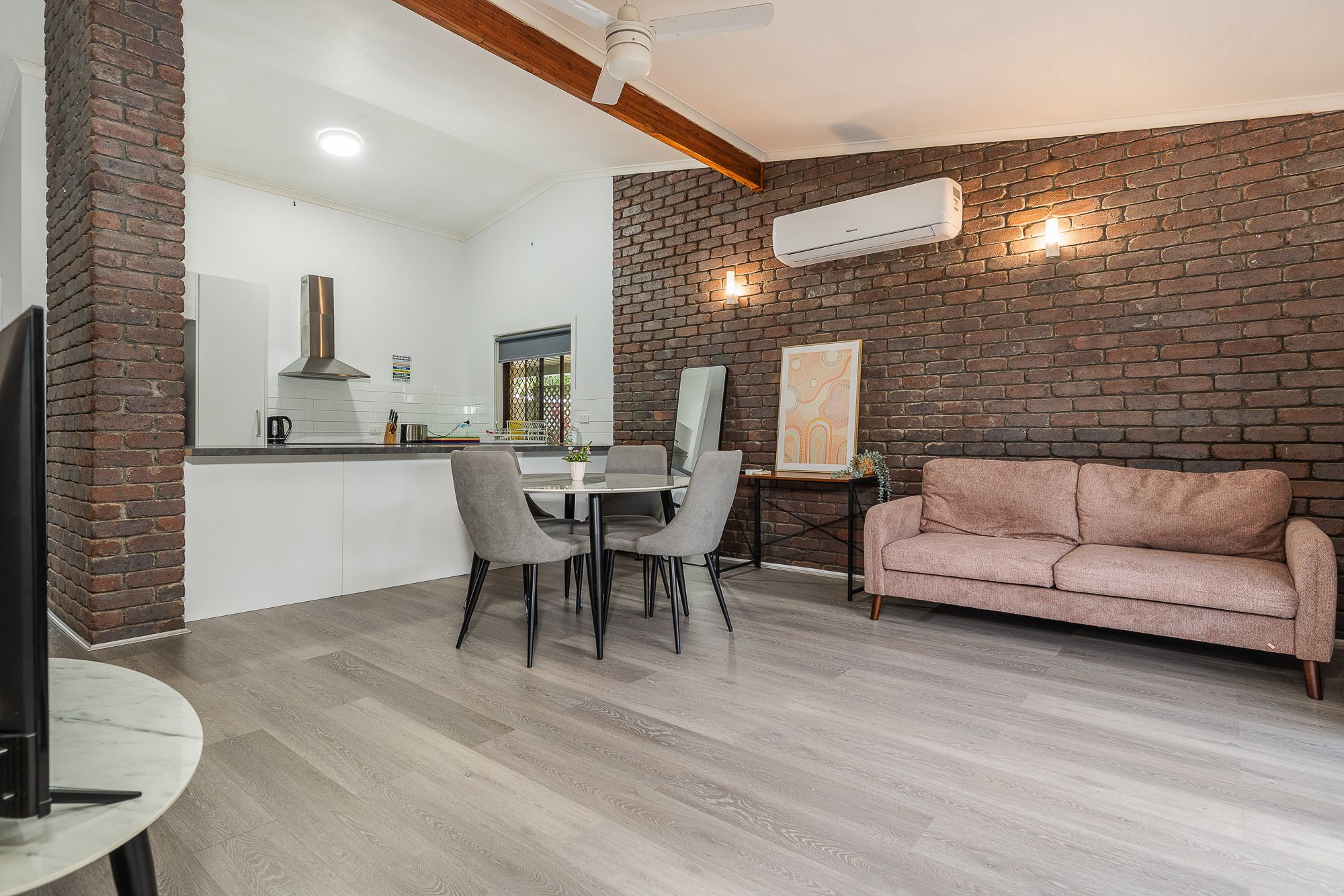 Delightful Two (2) Bedder Duplex, Hayes Street, Caboolture QLD — Home image 11