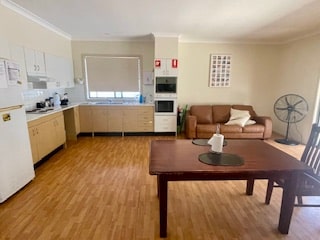 Modern, spacious home in Condell Park — Home image 2