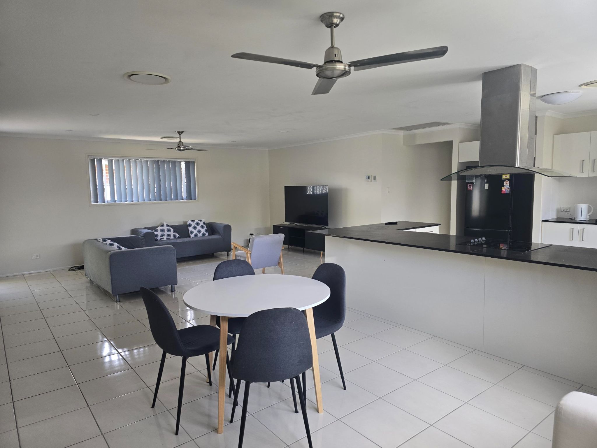 Lovely Caboolture shared home — Home image 6
