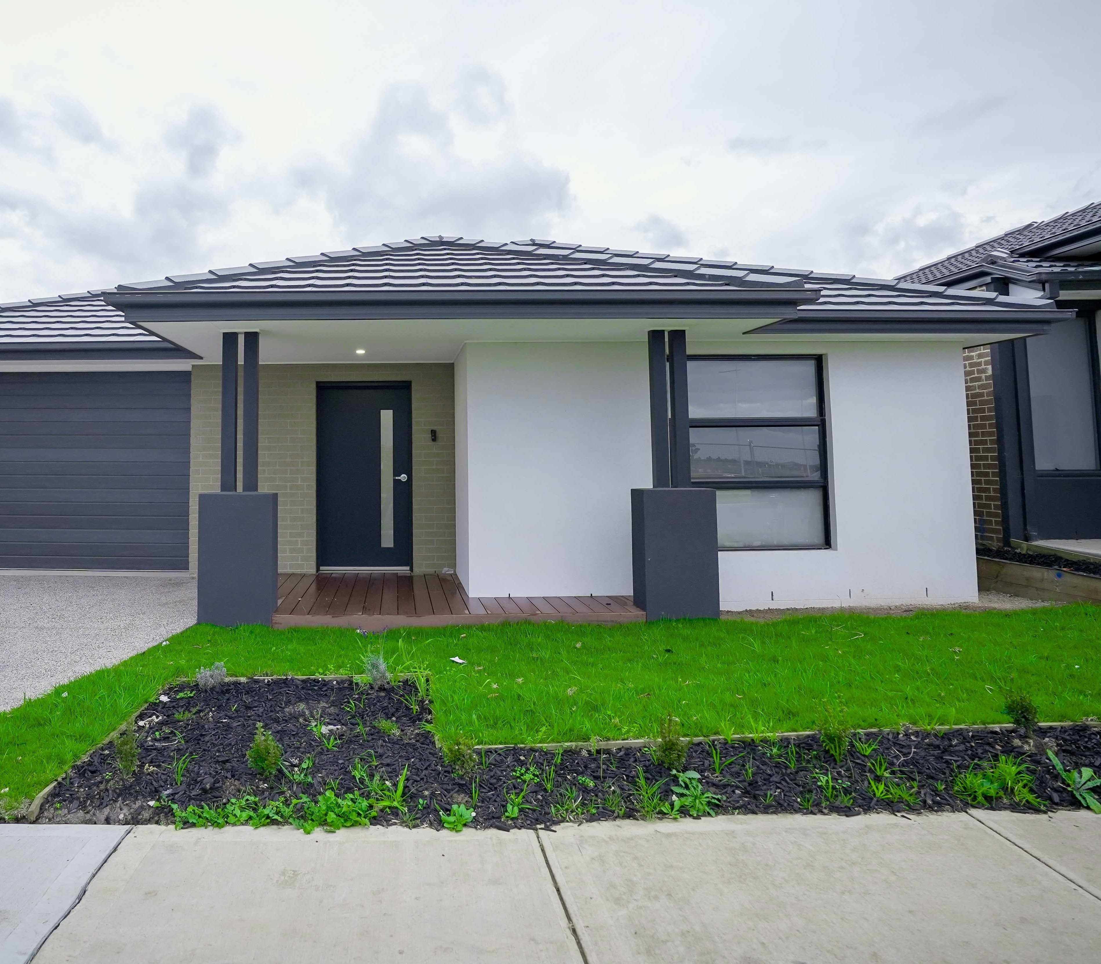 Luxury Living with Full Accessibility - 1 vacancy — Home image 11