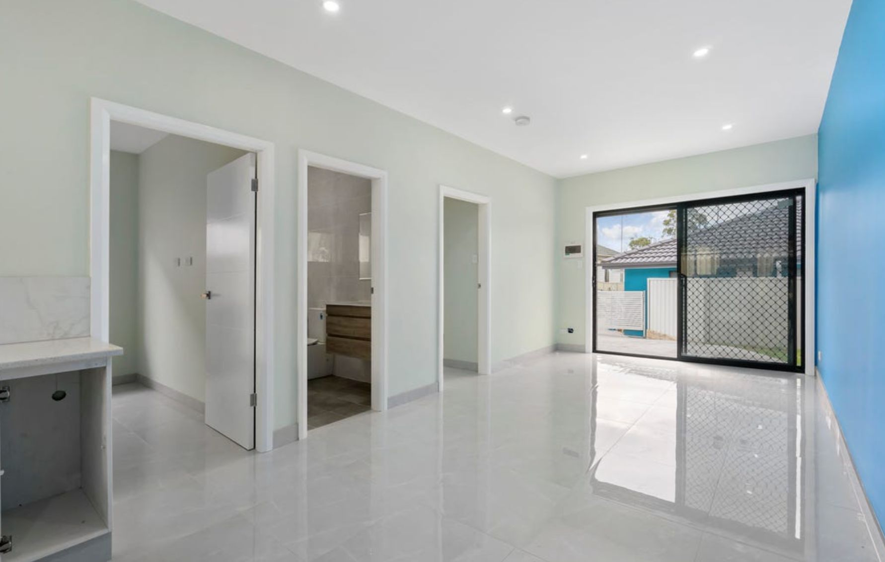 Private Living in Community Dwelling - Cambridge Park! — Home image 3