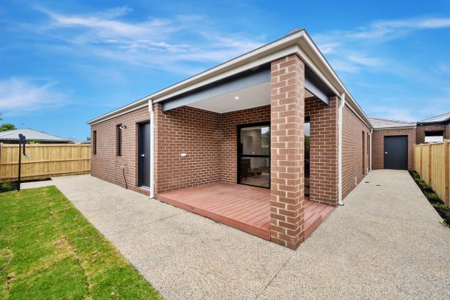 Beautiful Accessible SIL in Clyde North - TAC / NDIS / NIISQ & DFFH — Home image 7