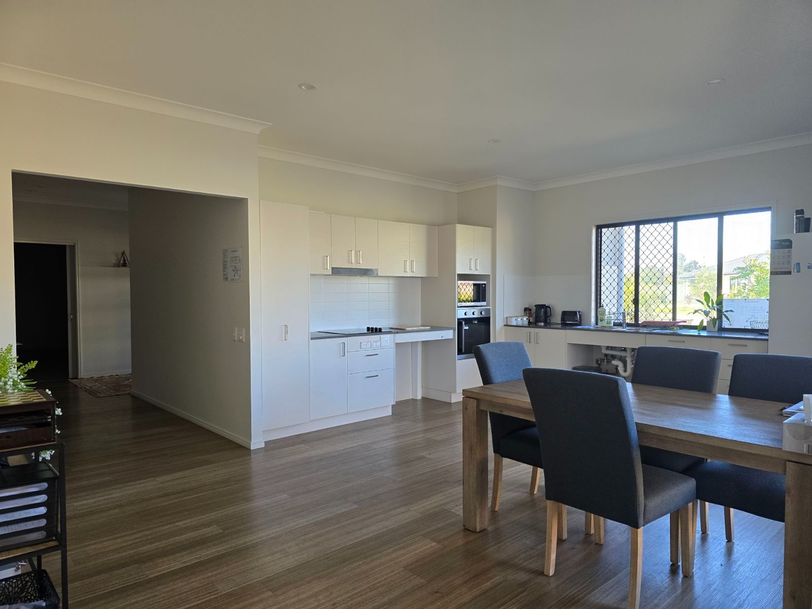 Complex Living — Home image 3