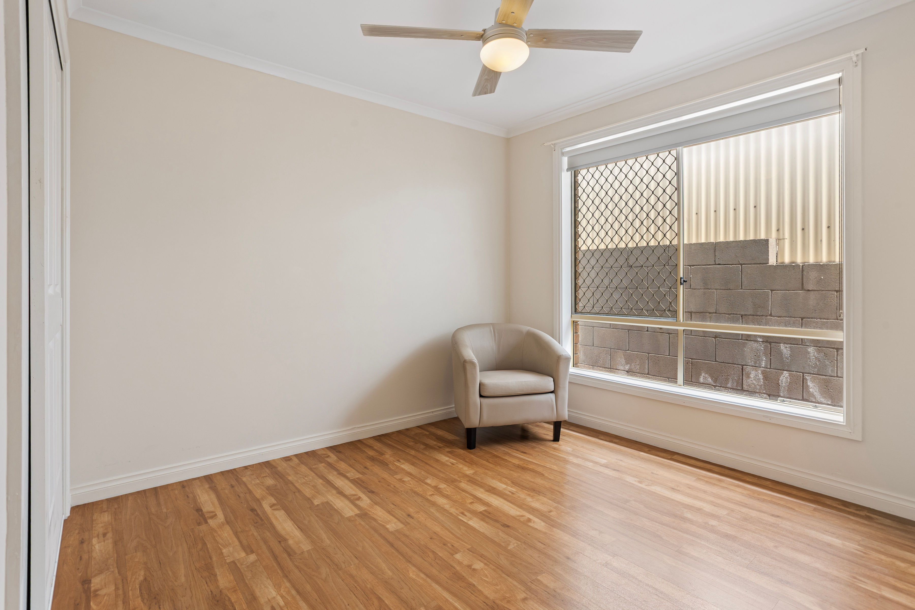 Shared SIL — Home image 6