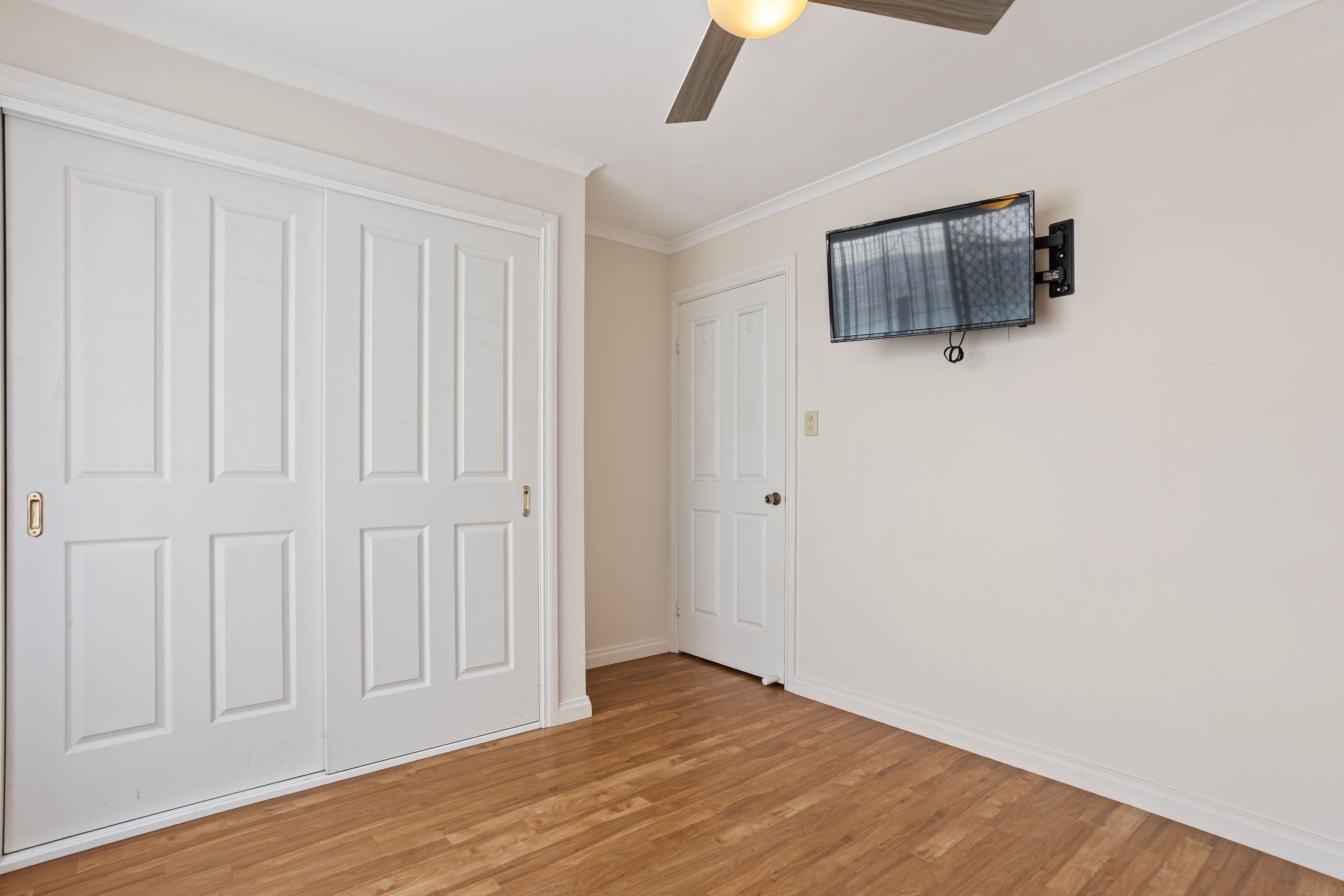 Shared SIL — Home image 7