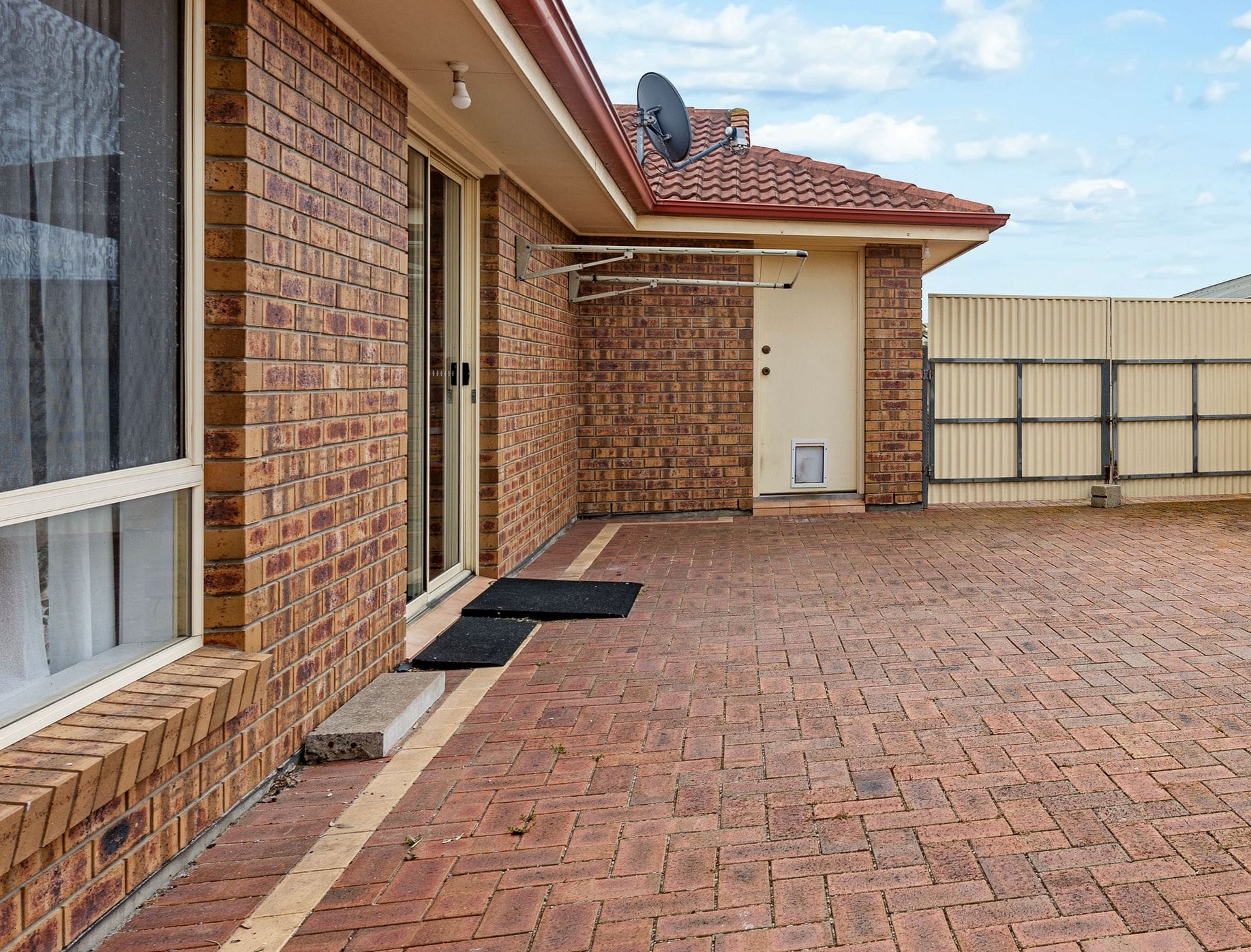 Shared SIL — Home image 11