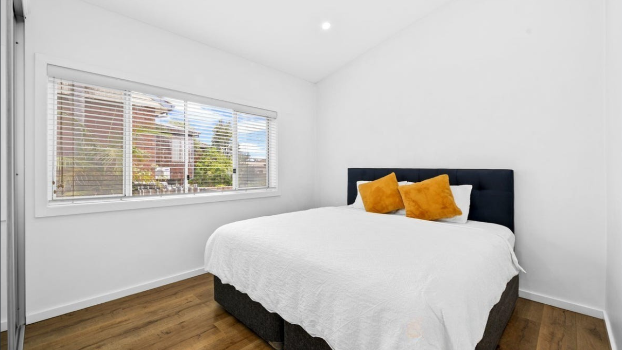 Lough Avenue, Guildford, NSW 2161 — Home image 5