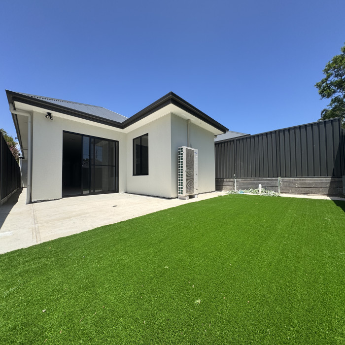 5 Emerald Road HPS House — Home image 3