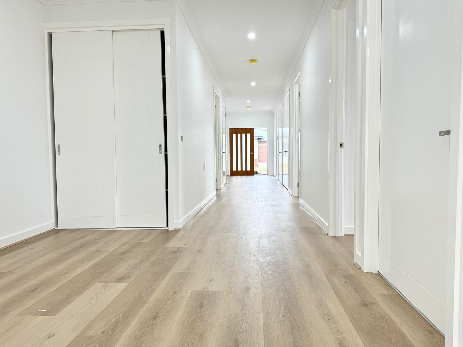 📍 Truganina, VIC 🛌 3 🛀 3 🚘 2 High Physical SDA property 3 Vacancies — Home image 4