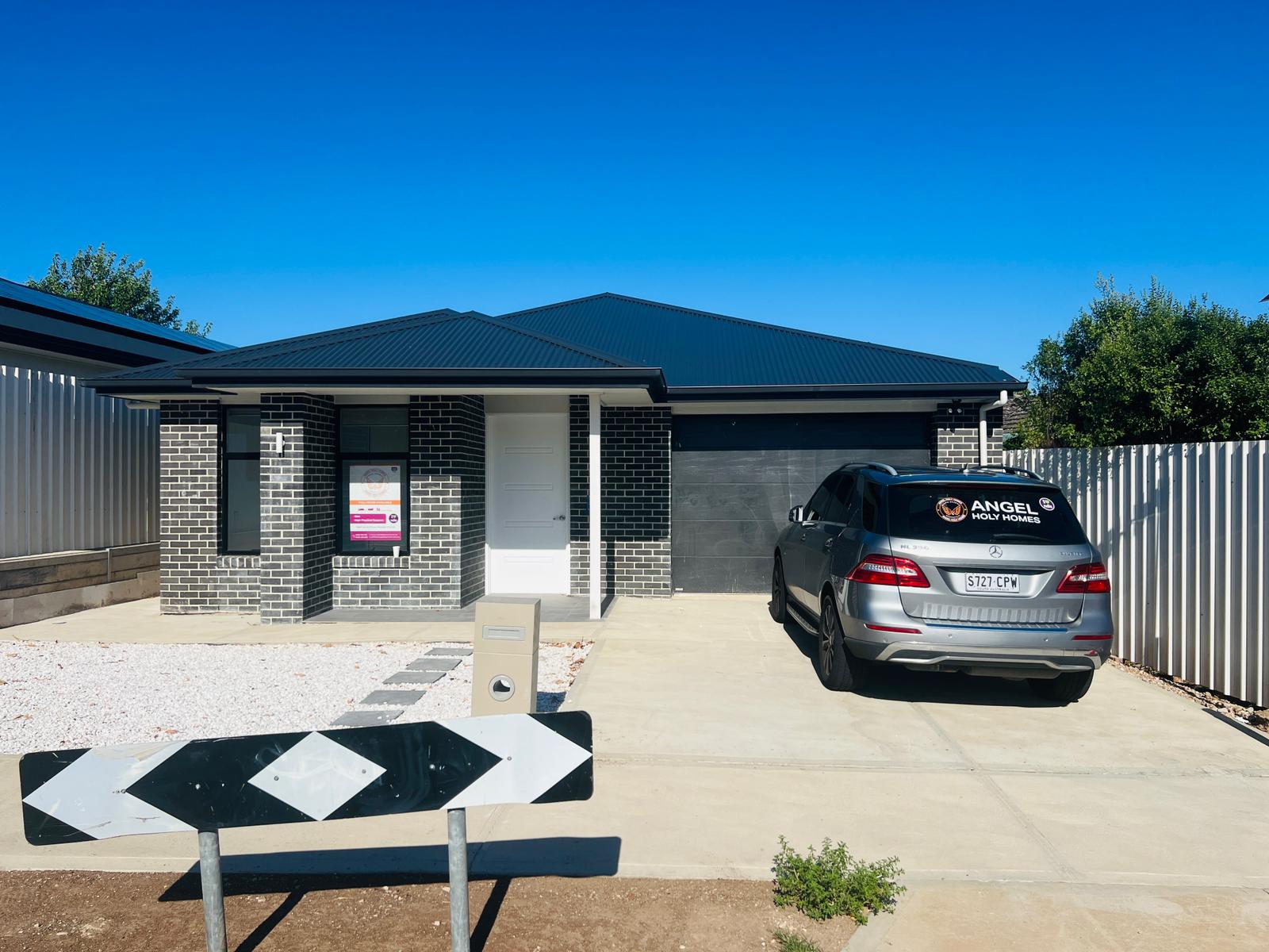 SDA CHRISTIES BEACH — Home image 16