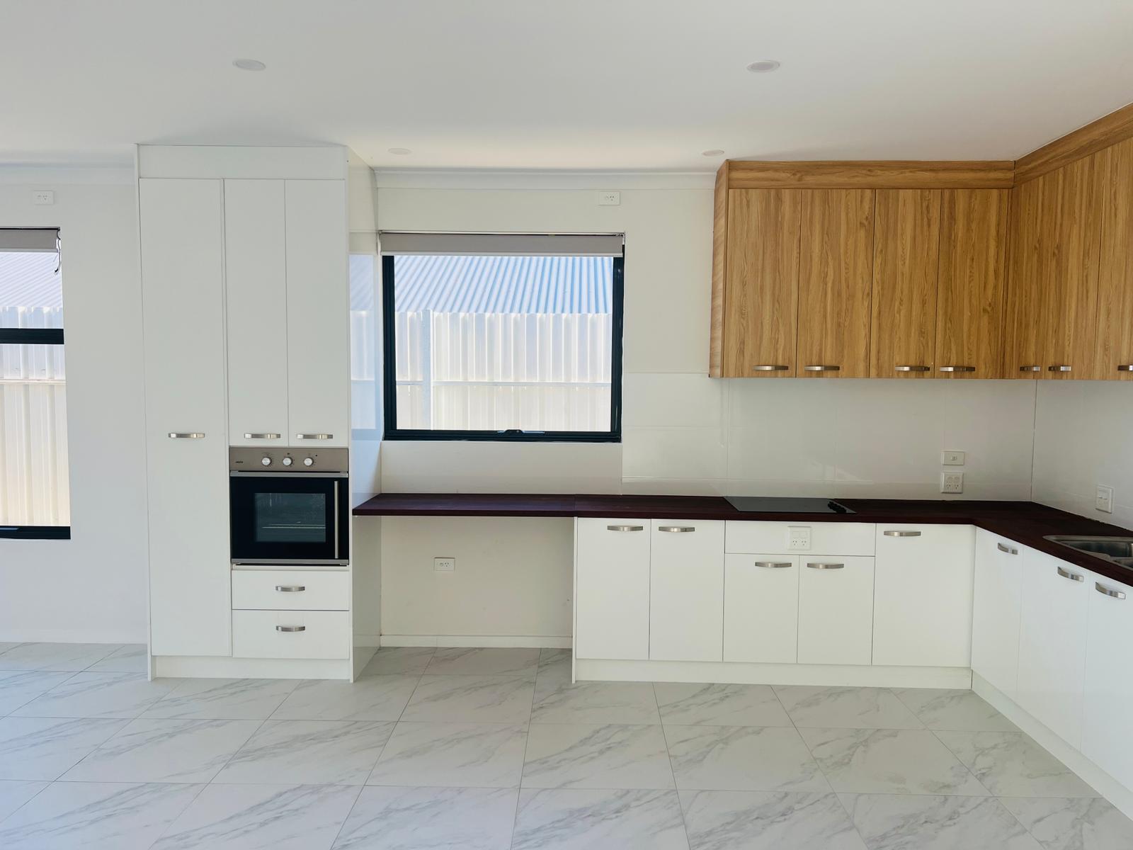 SDA CHRISTIES BEACH — Home image 22