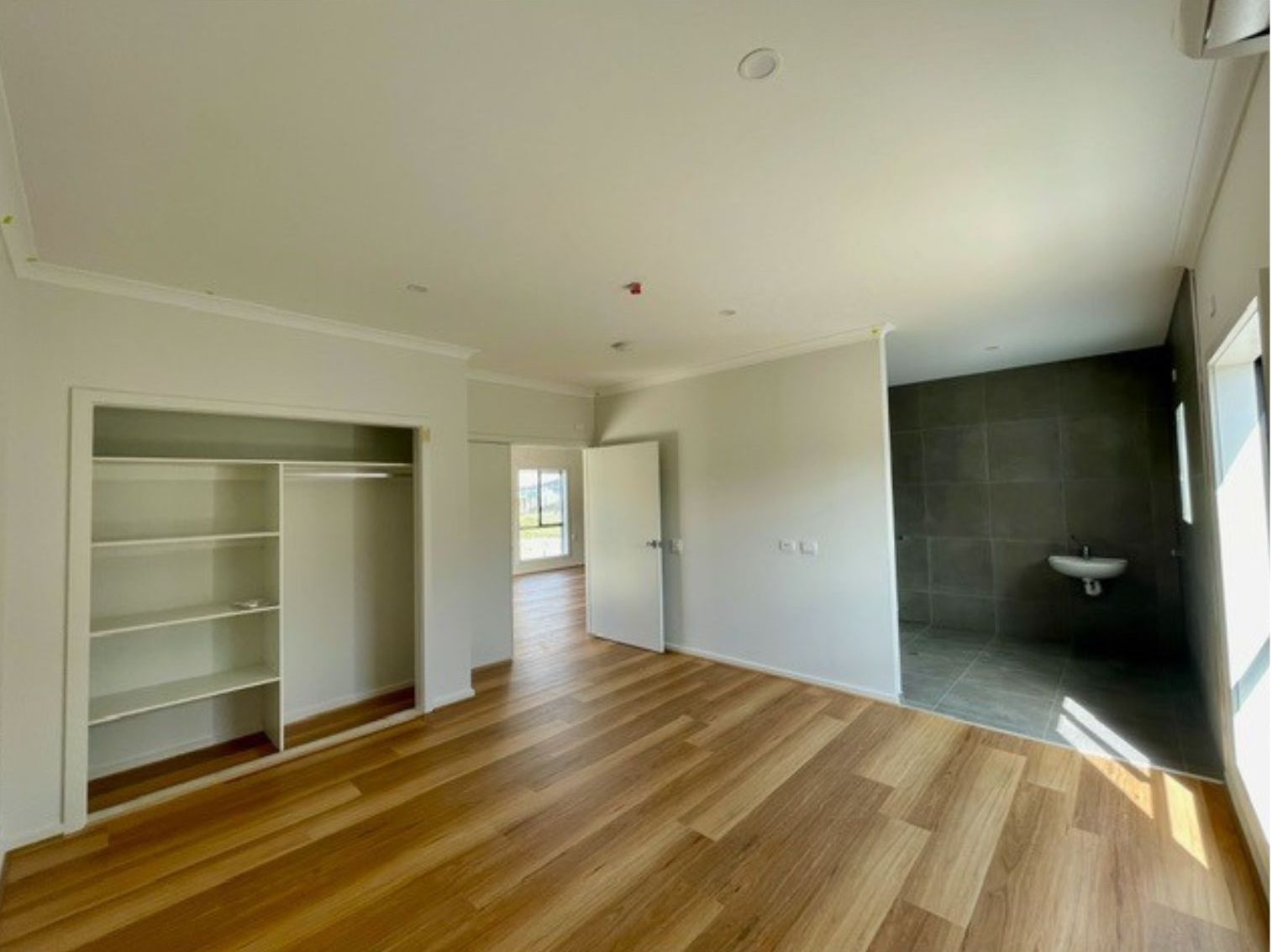 WILLOBY HPS & BARIATRIC FEATURES - Alfredton, Victoria — Home image 8