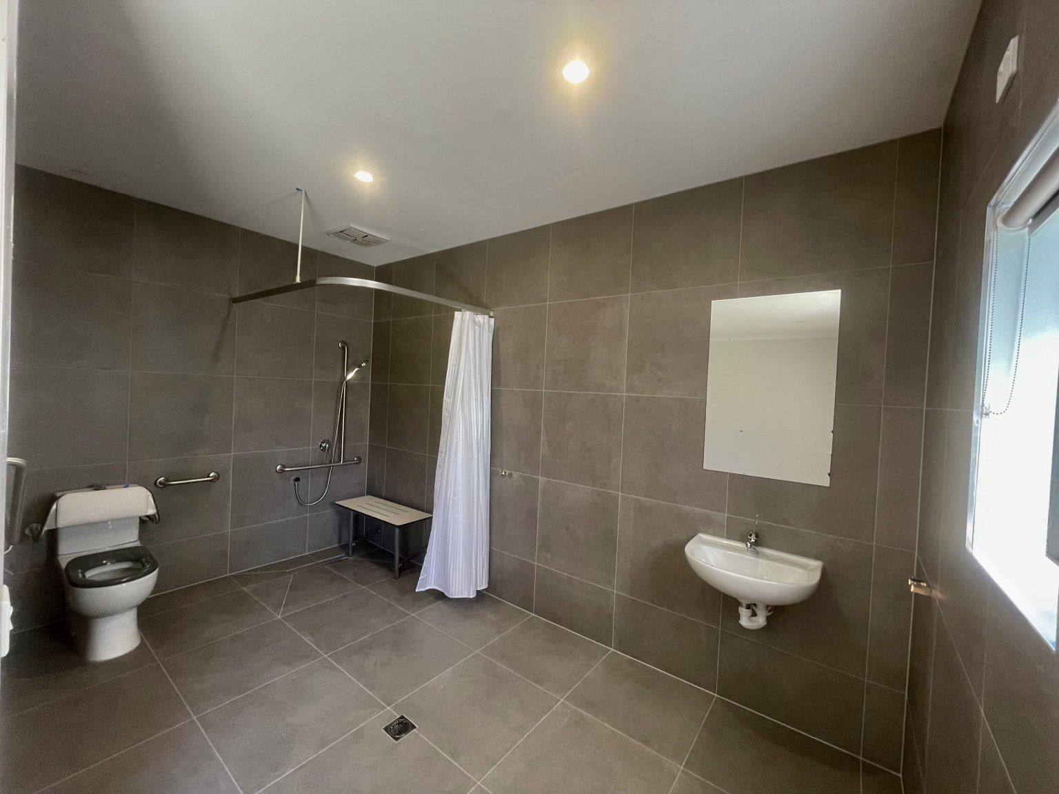 Alfredton, Victoria - HPS with Bariatric features — Home image 8