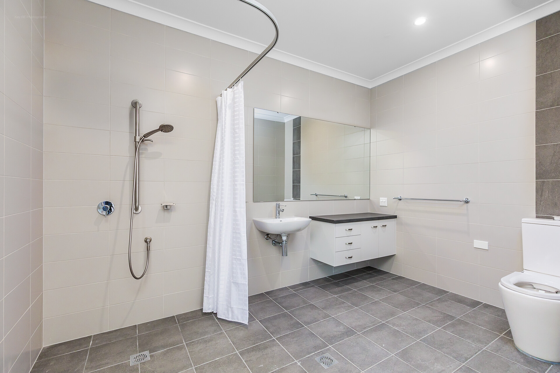 Your New Home in Hilbert: Space, Support & Suburban Charm — Home image 24