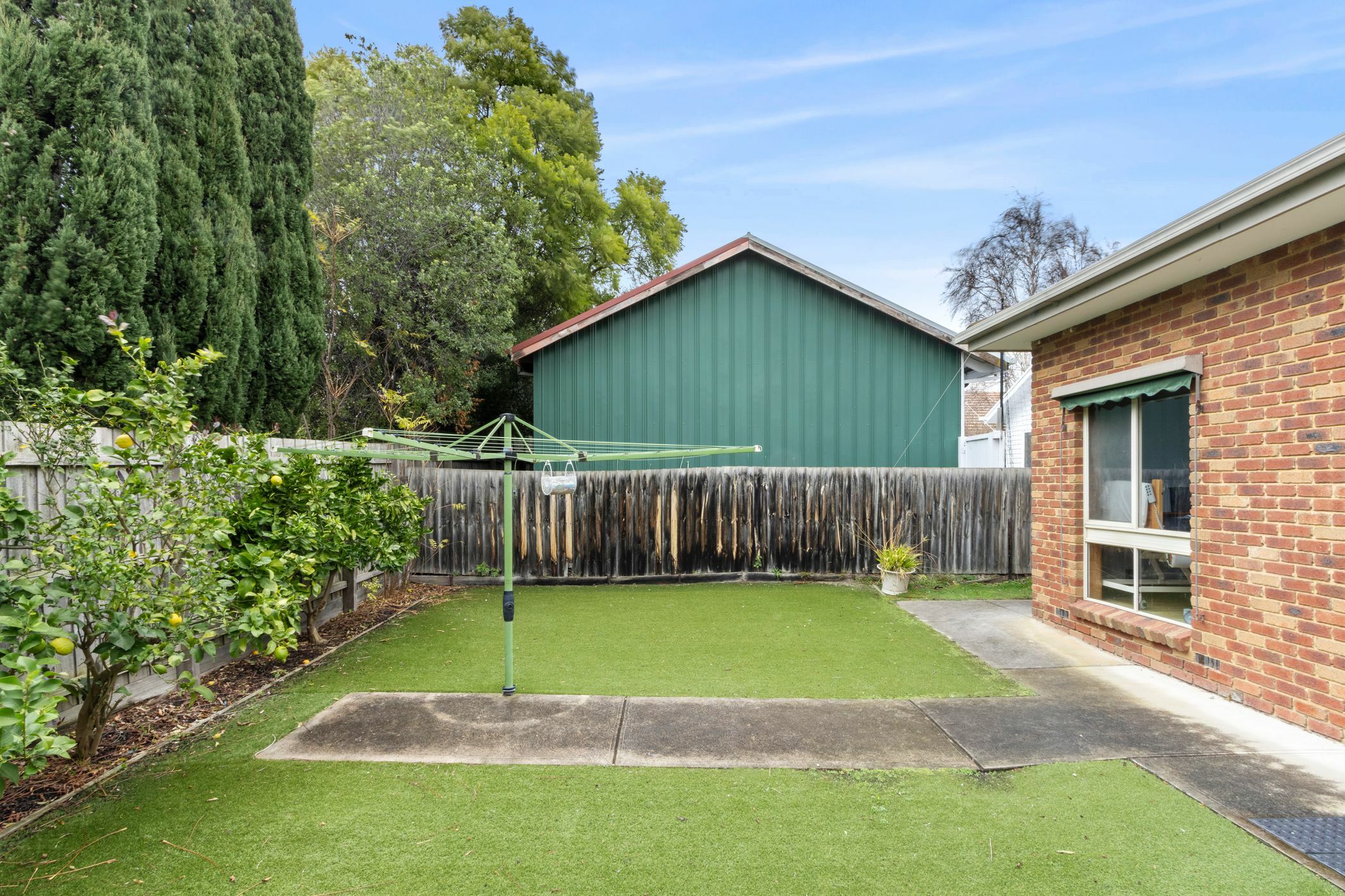 Spacious, accessible home only ten minutes from Brighton Beach. — Home image 9