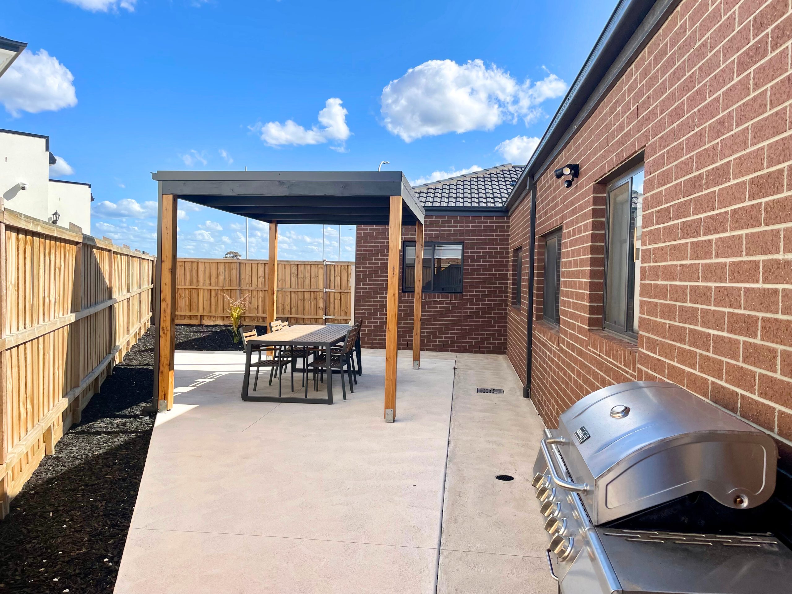 EVERBLOOM HPS - Tarneit, VIC — Home image 2
