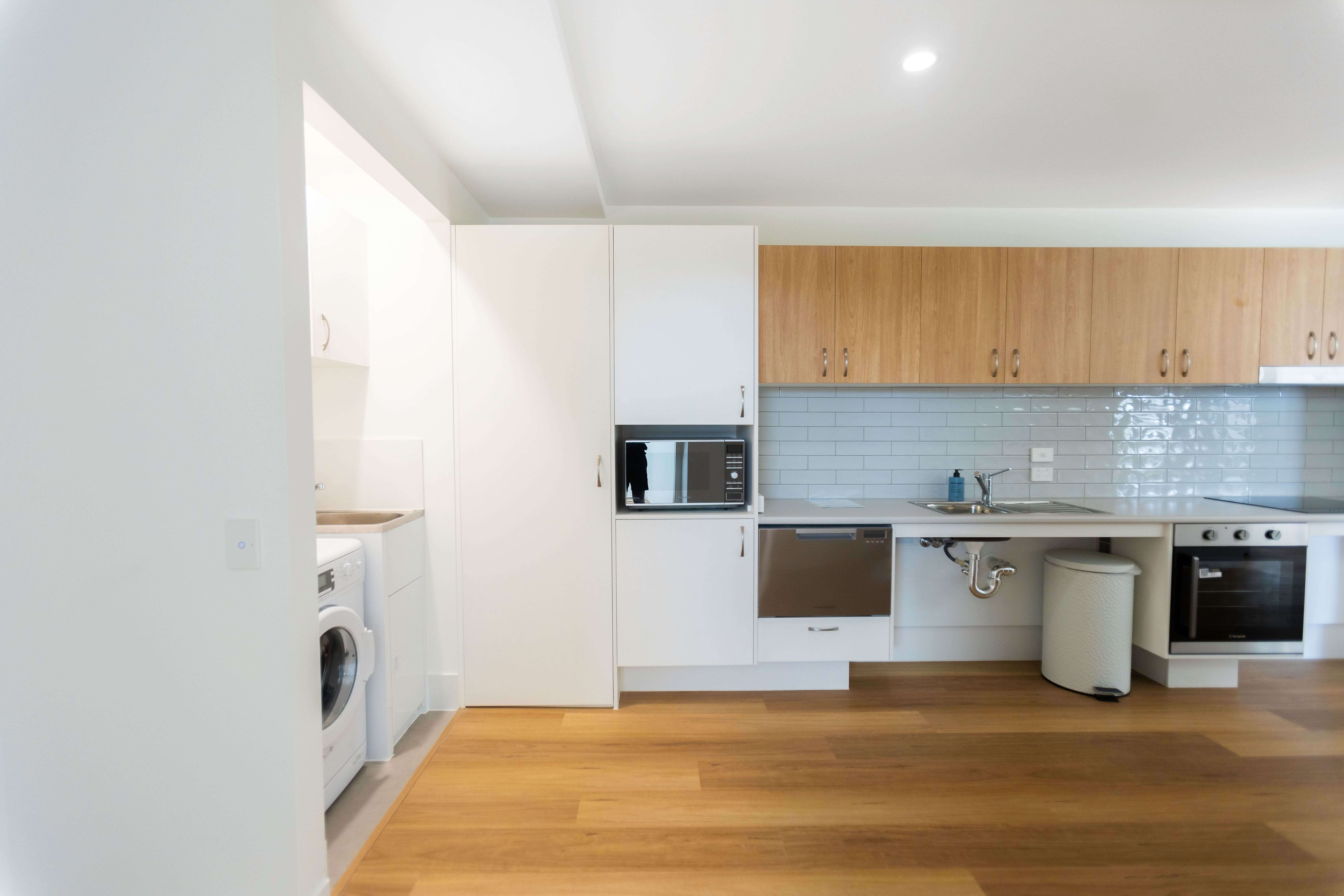 Brand New 3 Bedroom SDA Luxury Apartment in Mount Gravatt.  Available Now!!! — Home image 9